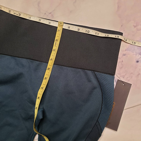 MONO B blue green patterned athletic leggings M - Picture 6 of 7